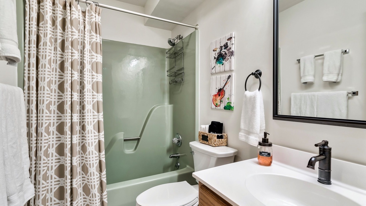 Photo of Bathroom in Nellysford