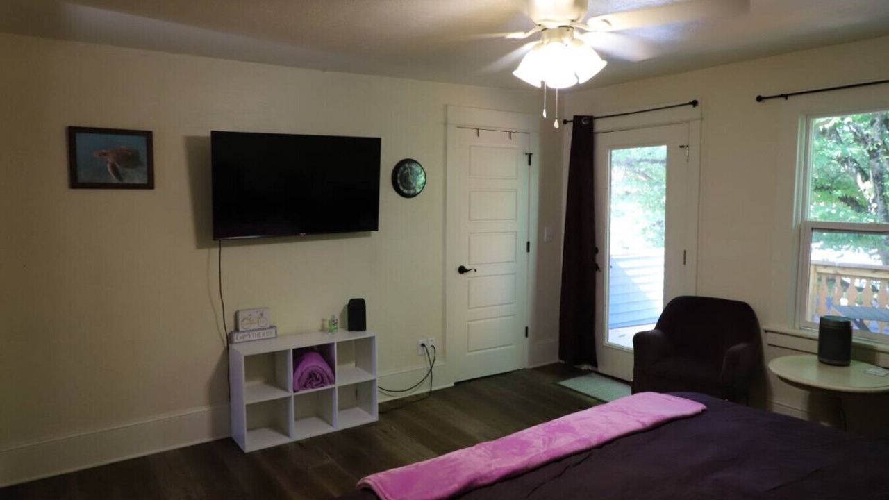 Photo of Bedroom in Market District
