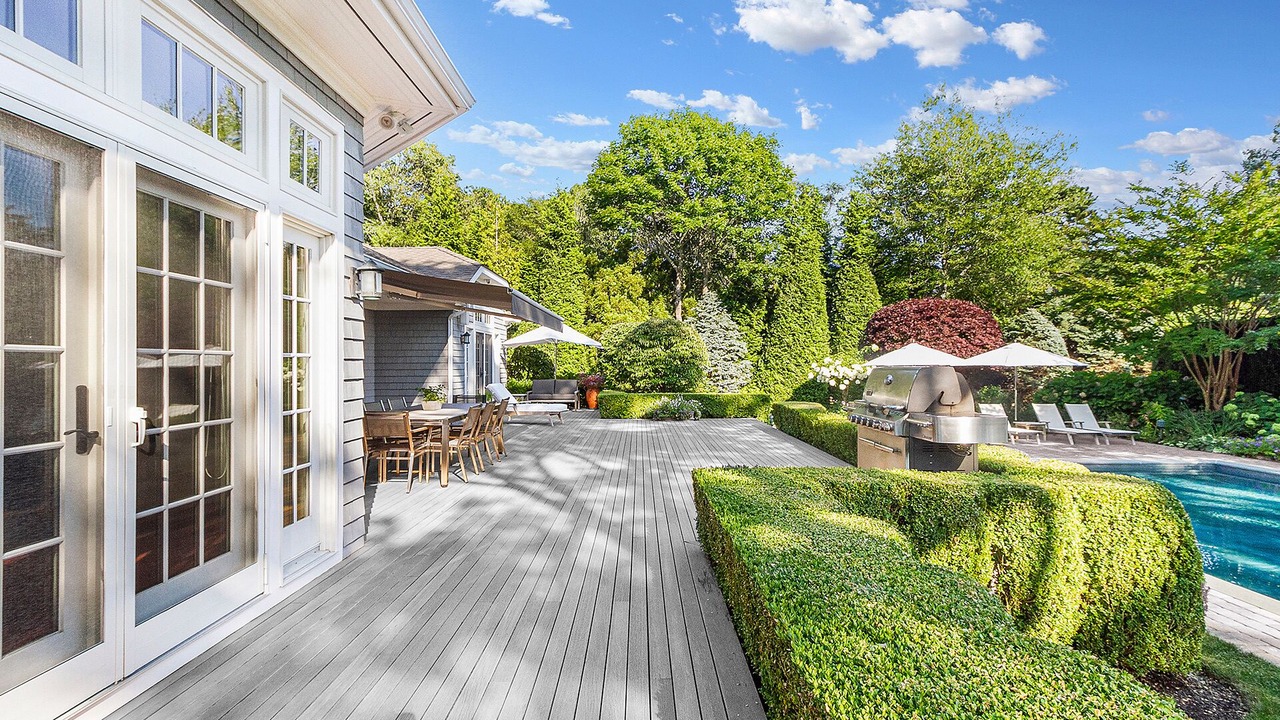 Photo of Others in Quogue