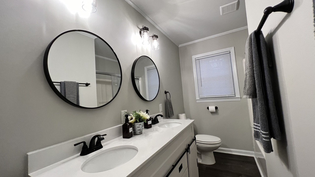 Photo of Bathroom in Apex