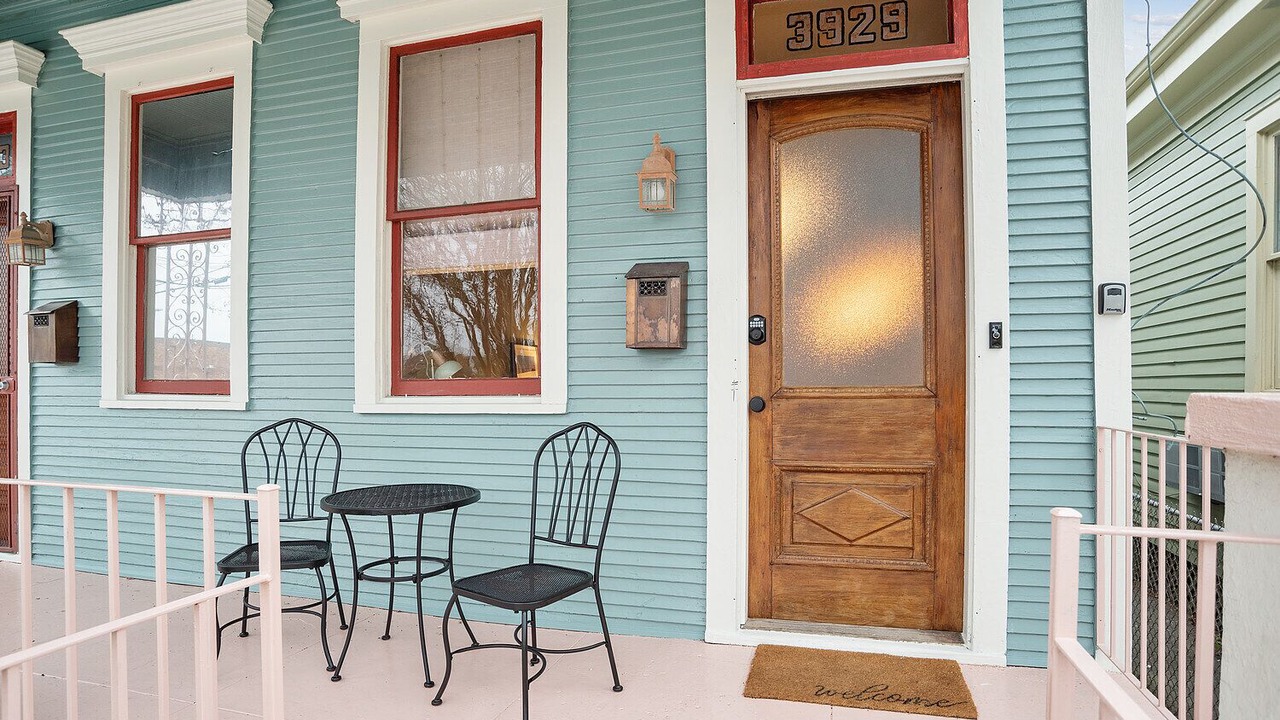 Photo of Outdoor in Mid-City
