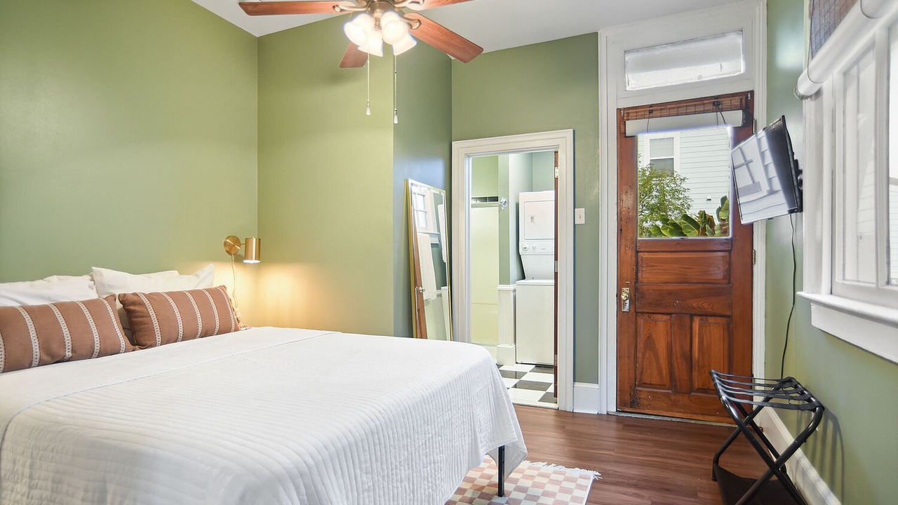 Photo of Bedroom in Mid-City