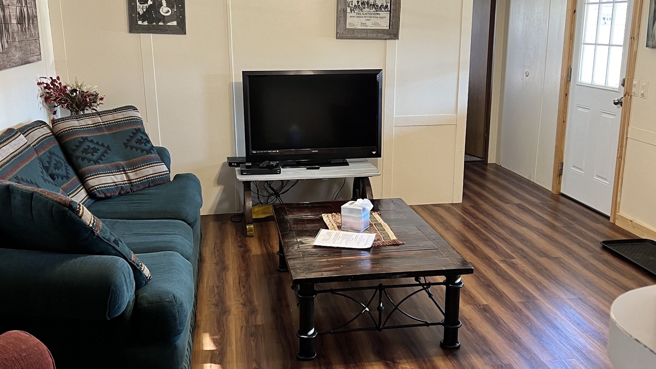 Photo of Livingroom in Black