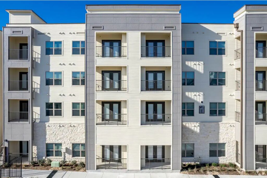 Photo of Outdoor in Dreamhill Estates