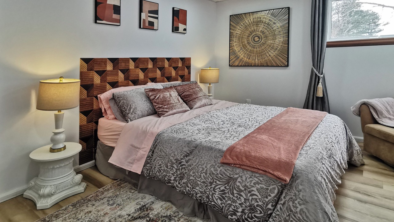 Photo of Bedroom in Saint-Etienne-de-Lauzon