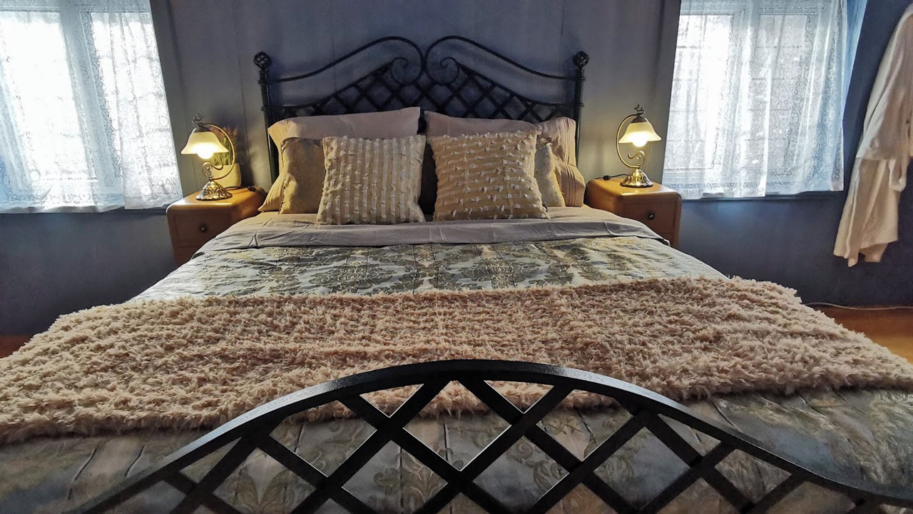 Photo of Bedroom in Saint-Etienne-de-Lauzon