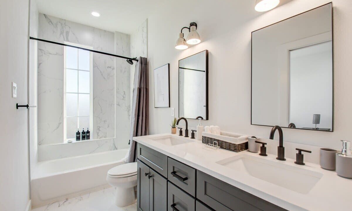 Photo of Bathroom in Northside