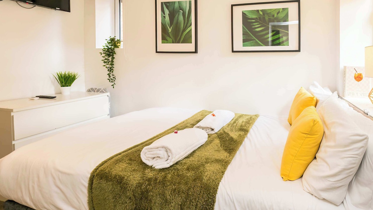 Photo of Bedroom in Moseley