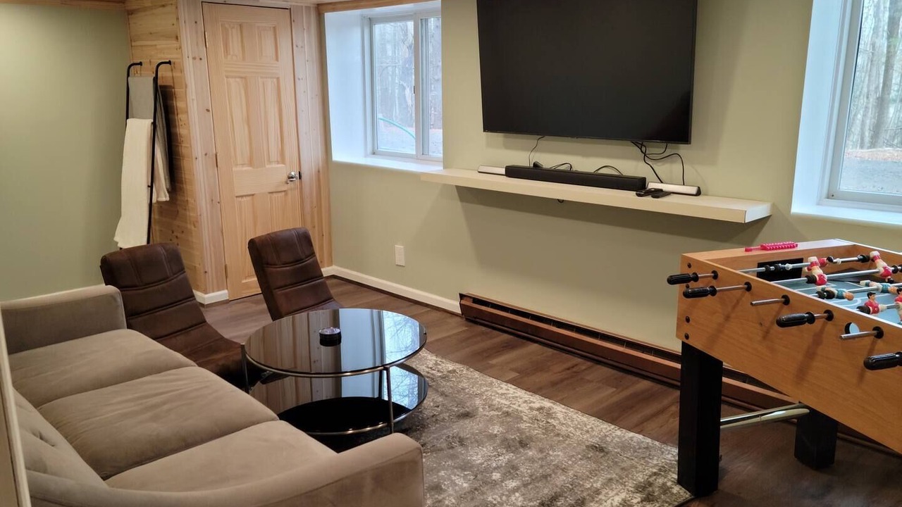 Photo of Livingroom in Windham