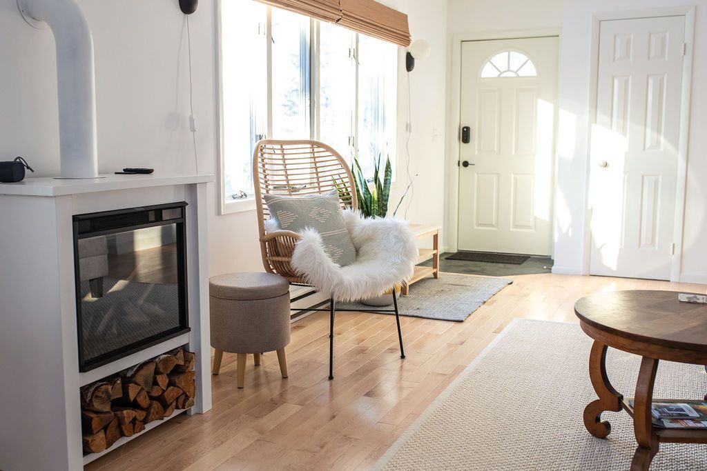 Photo of Others in Hollowville