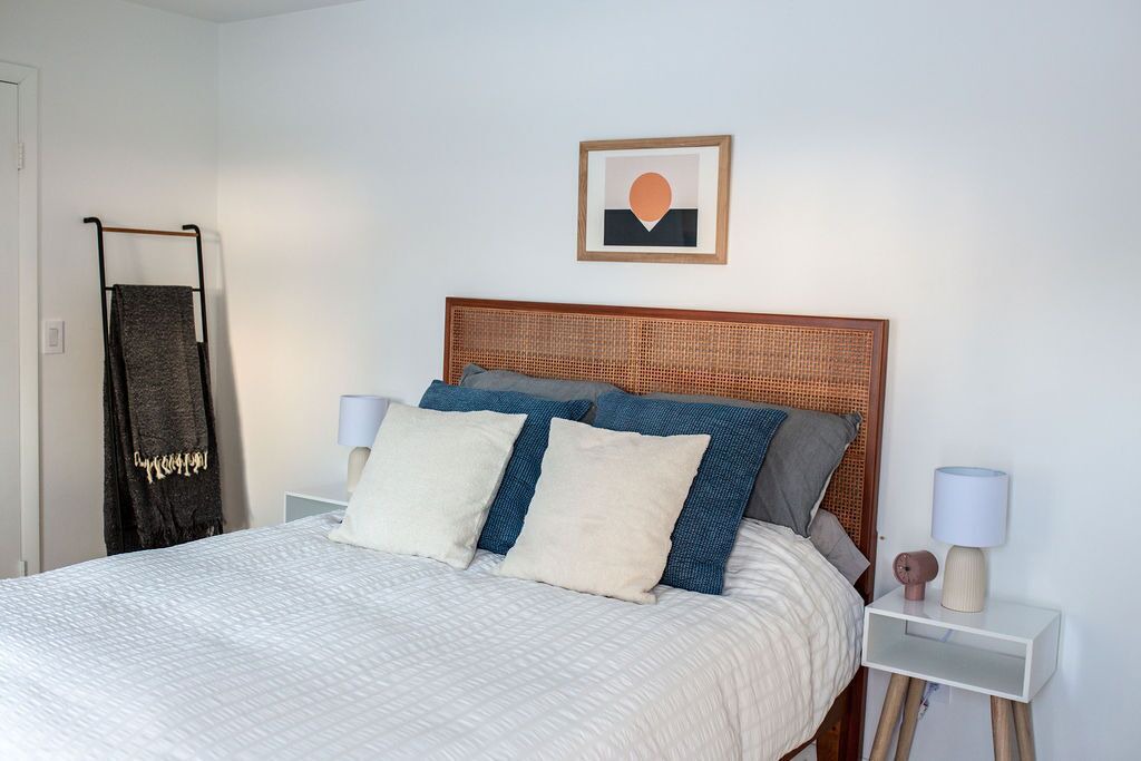 Photo of Bedroom in Hollowville