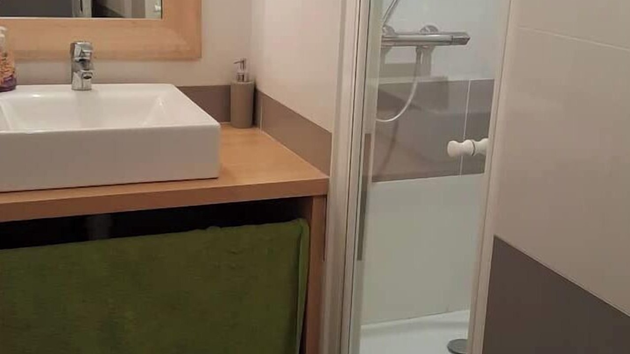 Photo of Bathroom in Saint-Meloir-des-Ondes