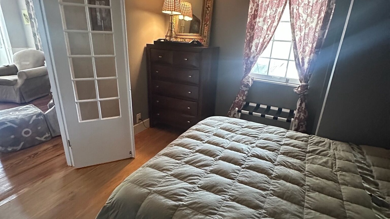 Photo of Bedroom in Tarpon Springs