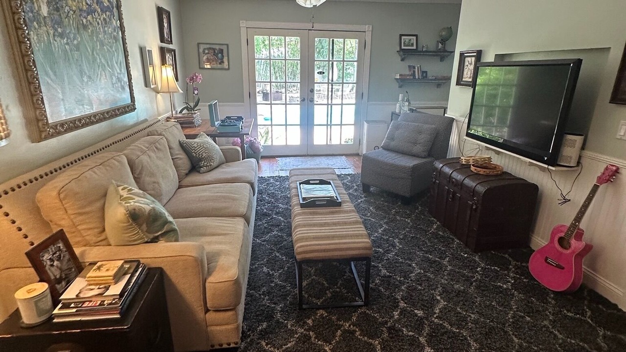Photo of Livingroom in Tarpon Springs