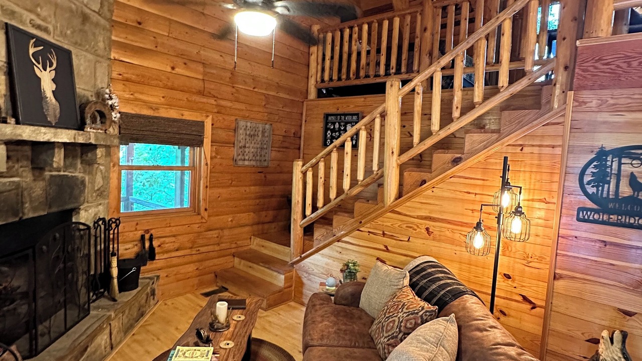 Photo of Livingroom in Board Camp