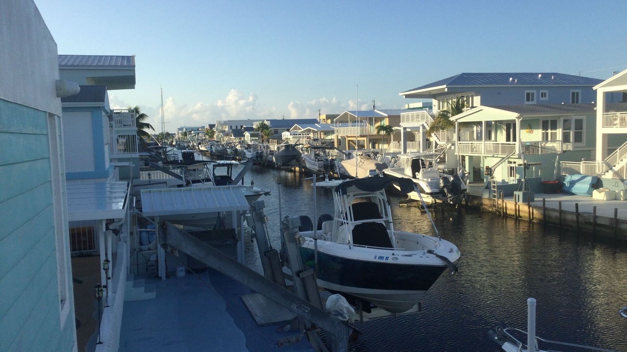 Photo of Others in Tavernier