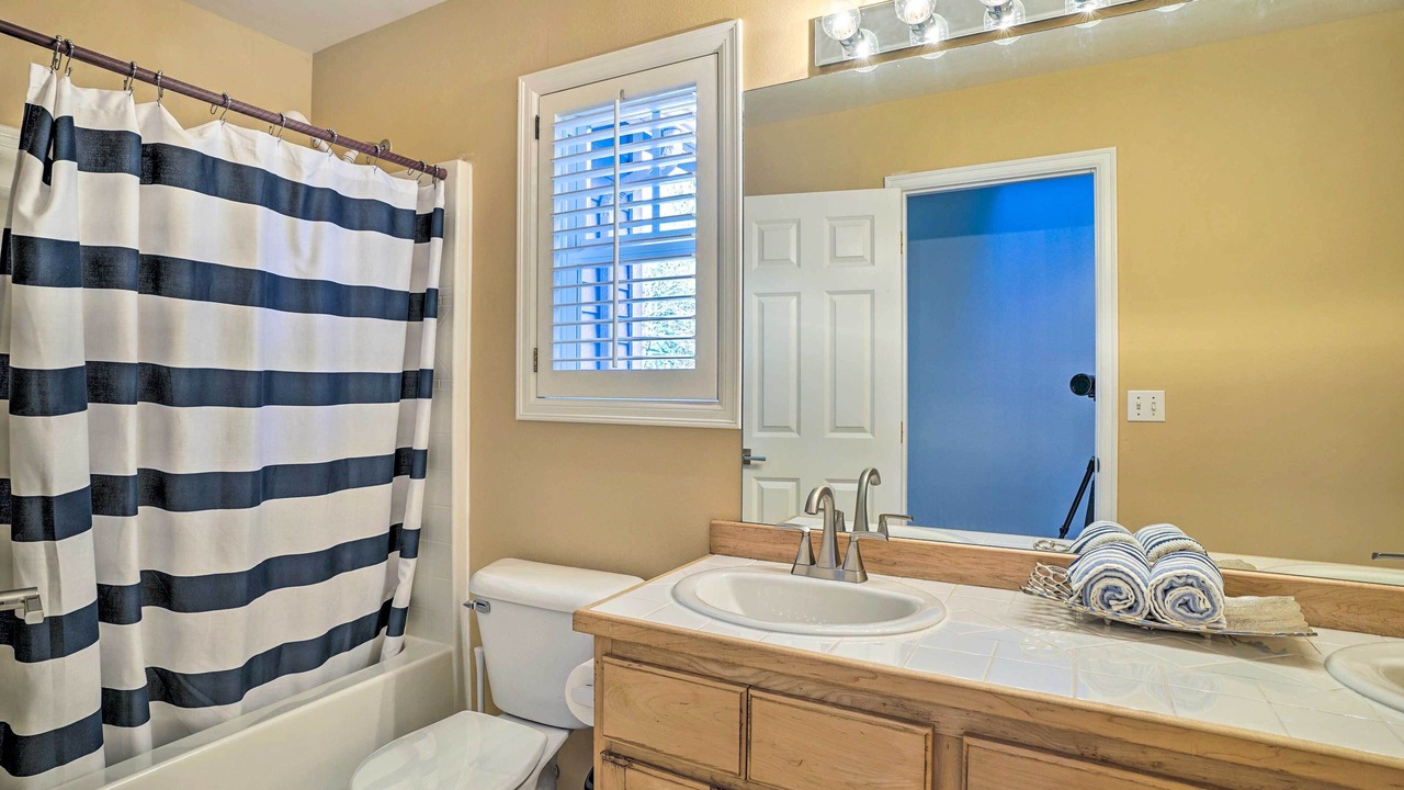 Photo of Bathroom in Seattle Hill-Silver Firs