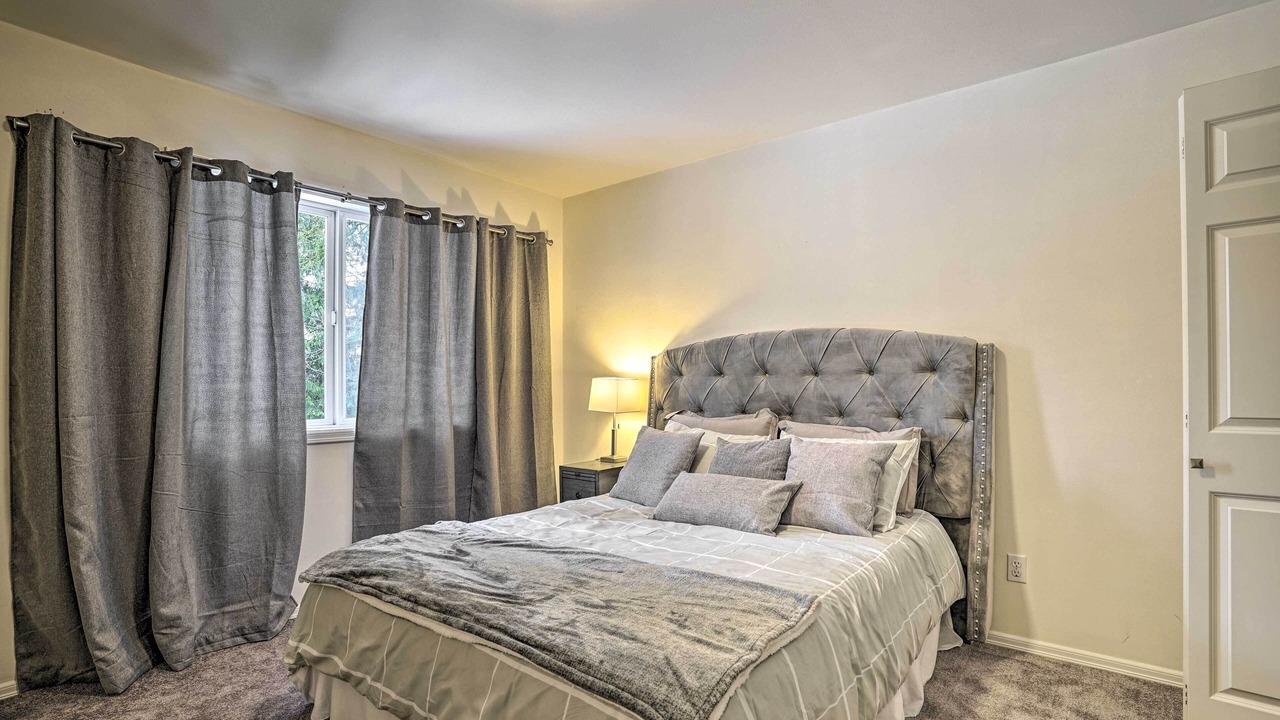 Photo of Bedroom in Seattle Hill-Silver Firs