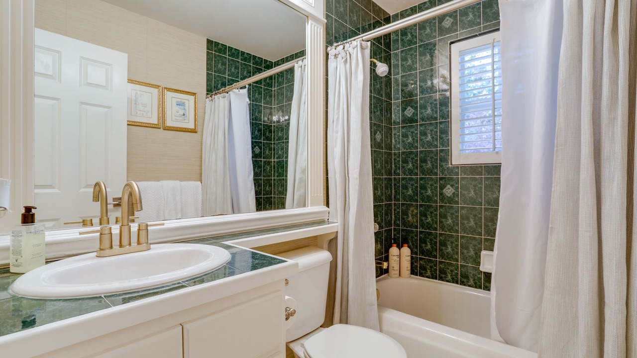 Photo of Bathroom in Seattle Hill-Silver Firs