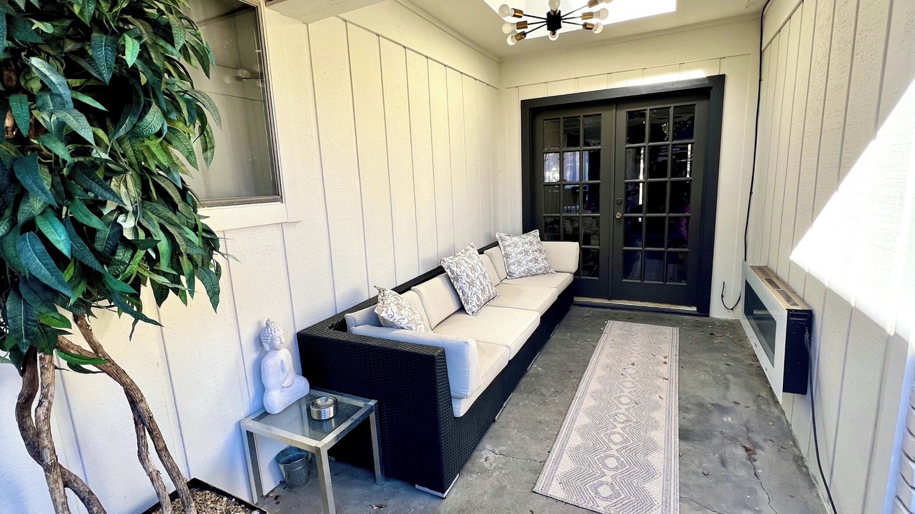 Photo of Livingroom in Lake Highlands