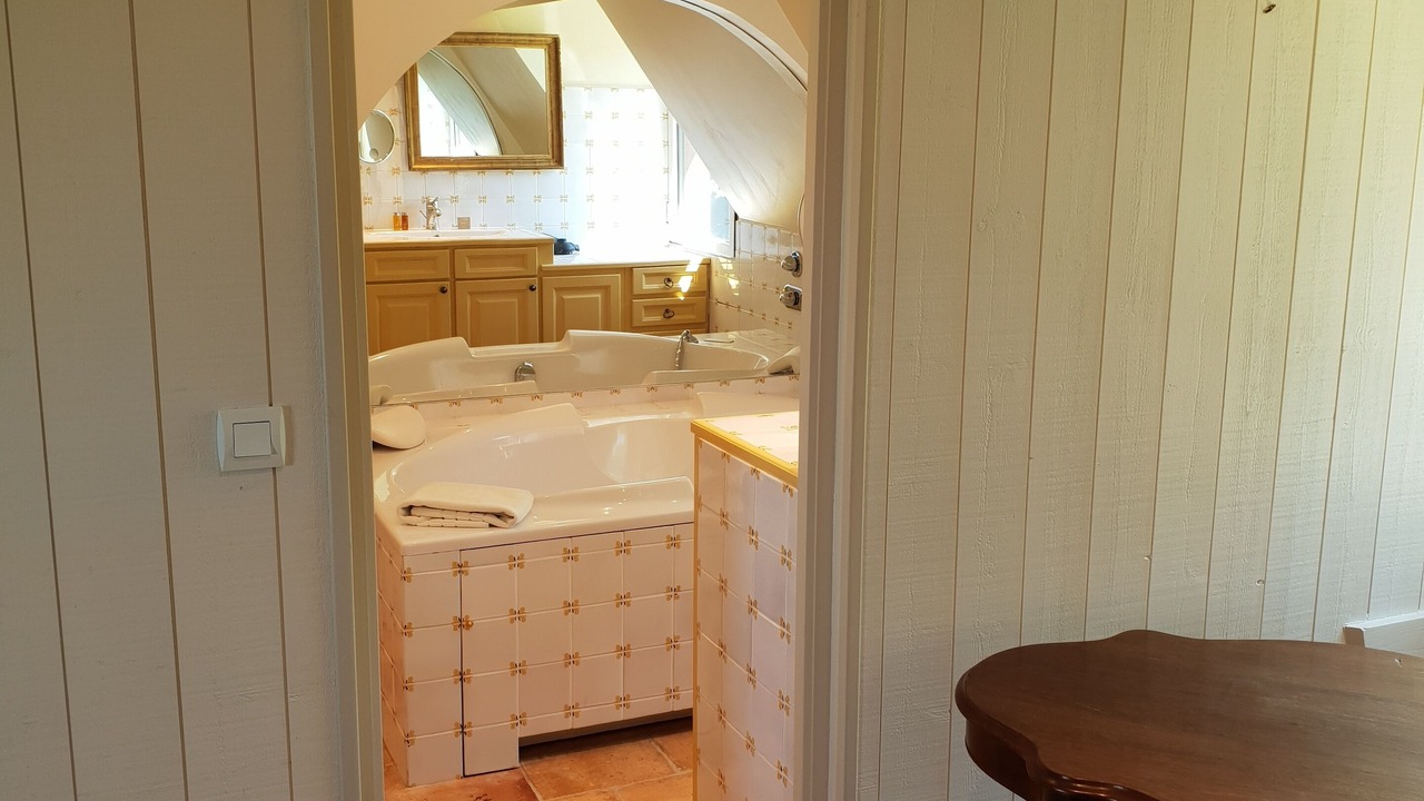 Photo of Bathroom in Honfleur