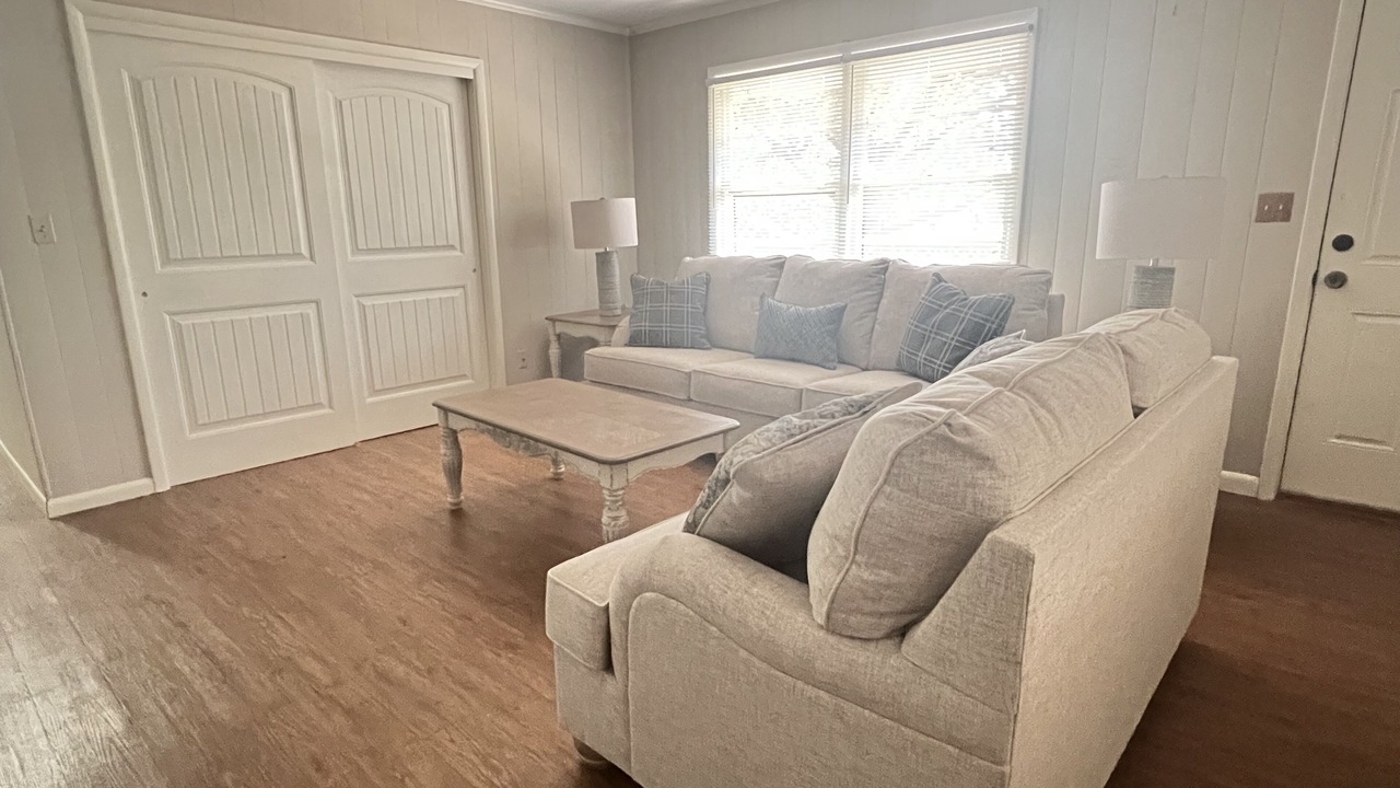 Photo of Livingroom in Muskogee