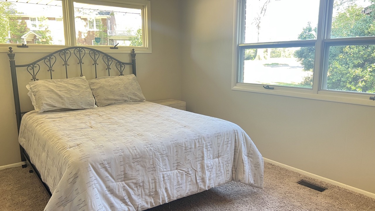 Photo of Bedroom in Muskogee