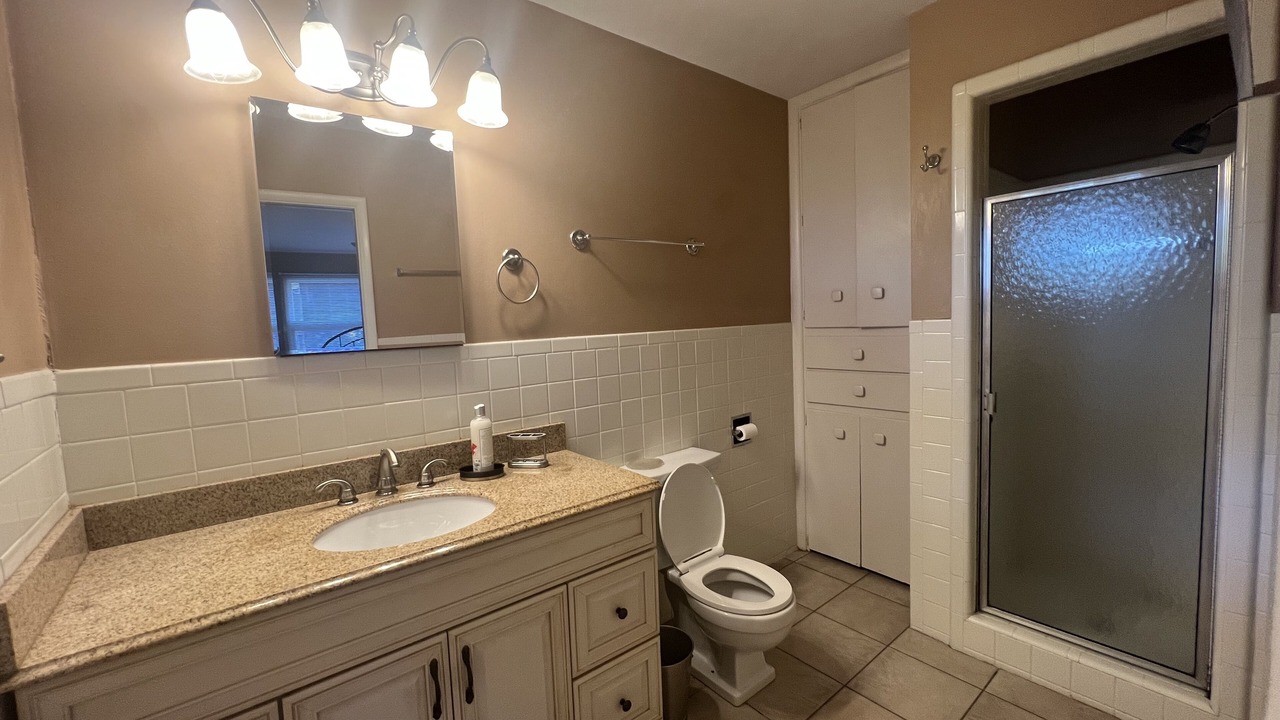 Photo of Bathroom in Muskogee