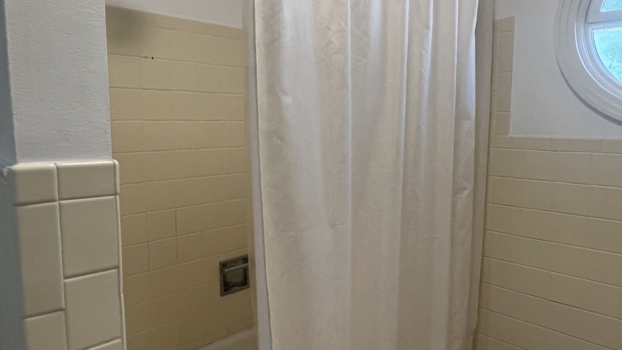 Photo of Bathroom in Muskogee