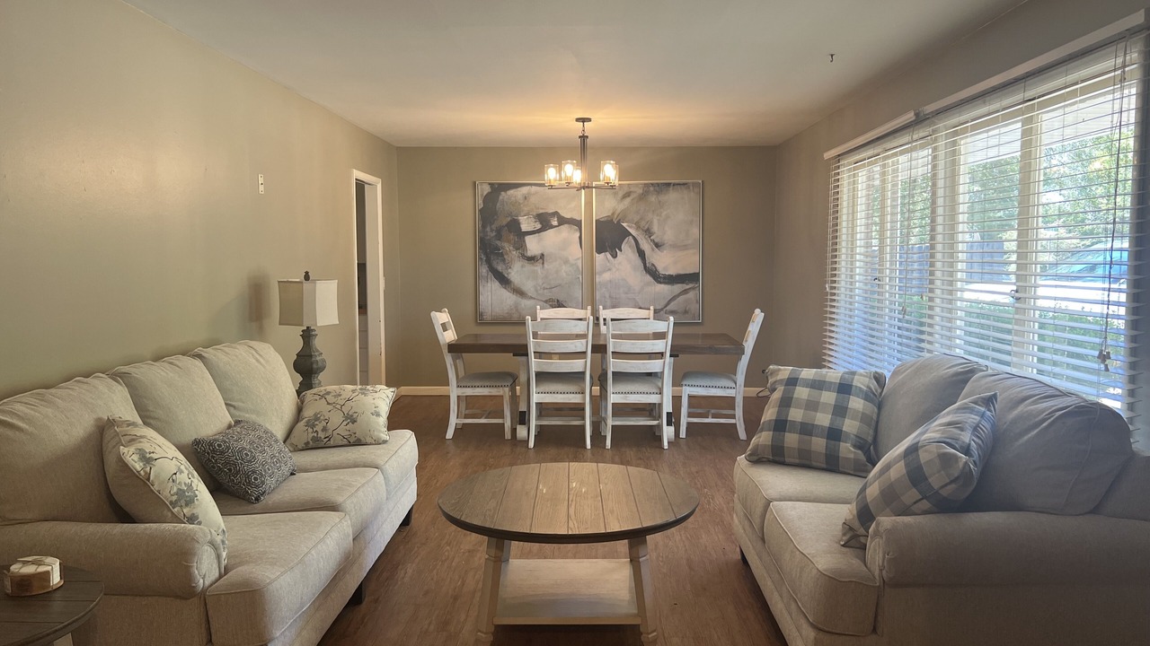 Photo of Livingroom in Muskogee