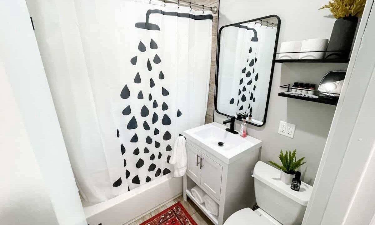 Photo of Bathroom in Lincoln