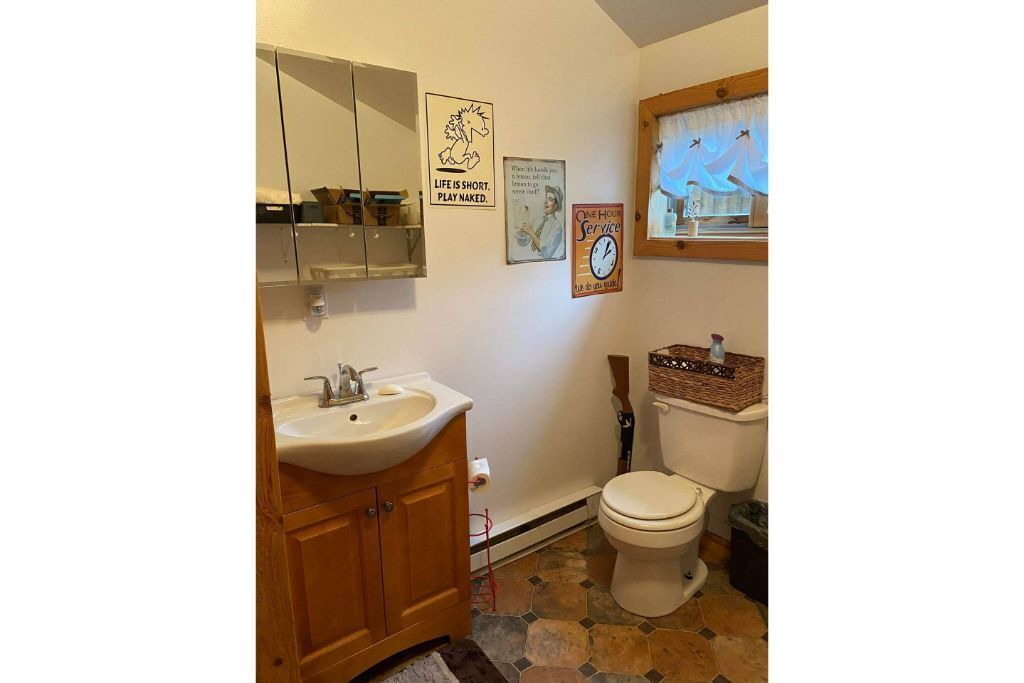 Photo of Bathroom in Markleysburg