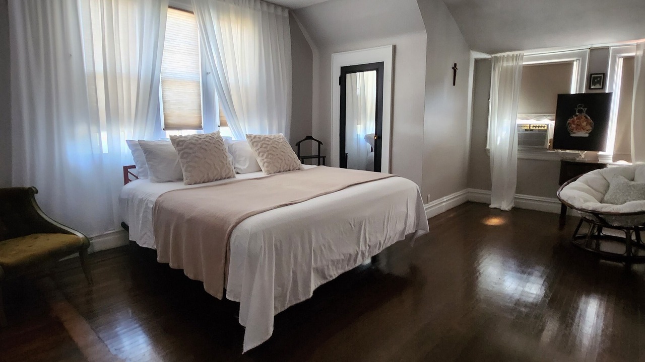 Photo of Others in Long Beach