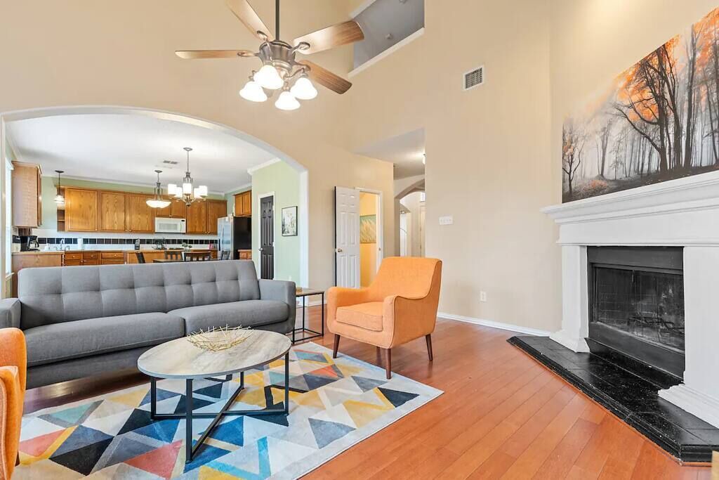 Photo of Livingroom in South Arlington