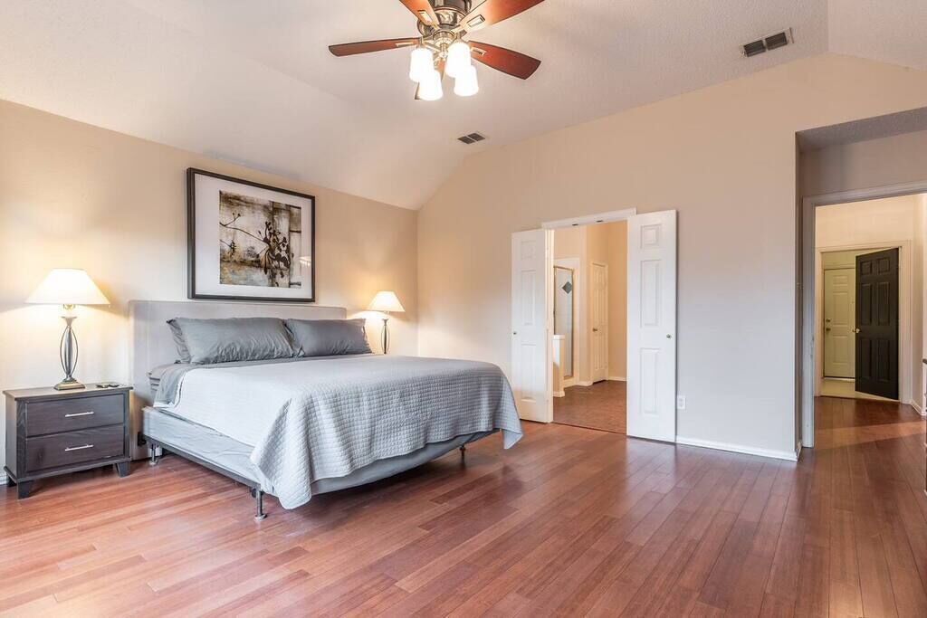 Photo of Bedroom in South Arlington
