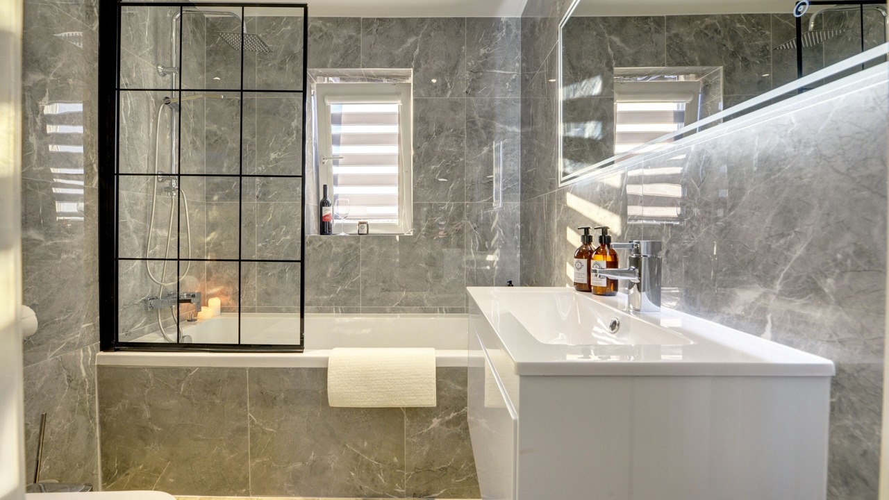 Photo of Bathroom in Rugby