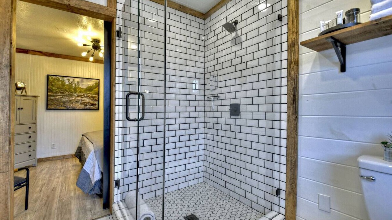 Photo of Bathroom in Blue Ridge
