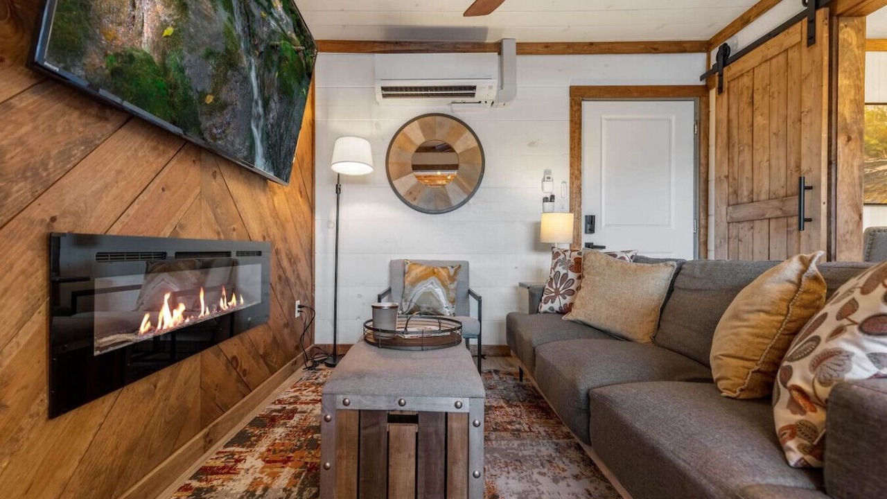 Photo of Livingroom in Blue Ridge