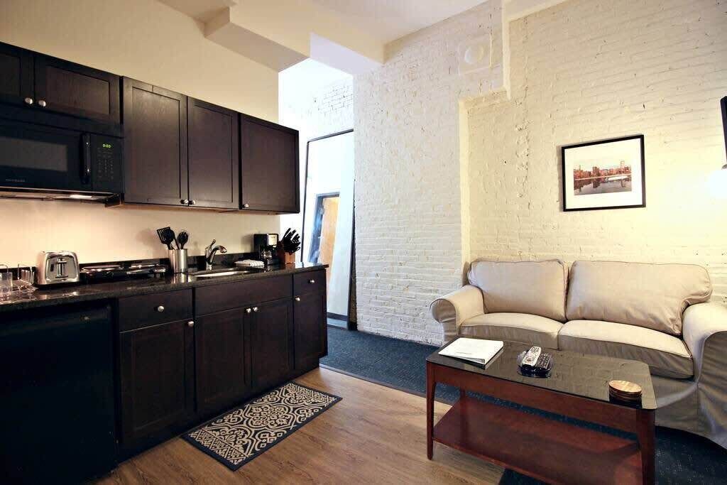 Photo of Others in Downtown Boston