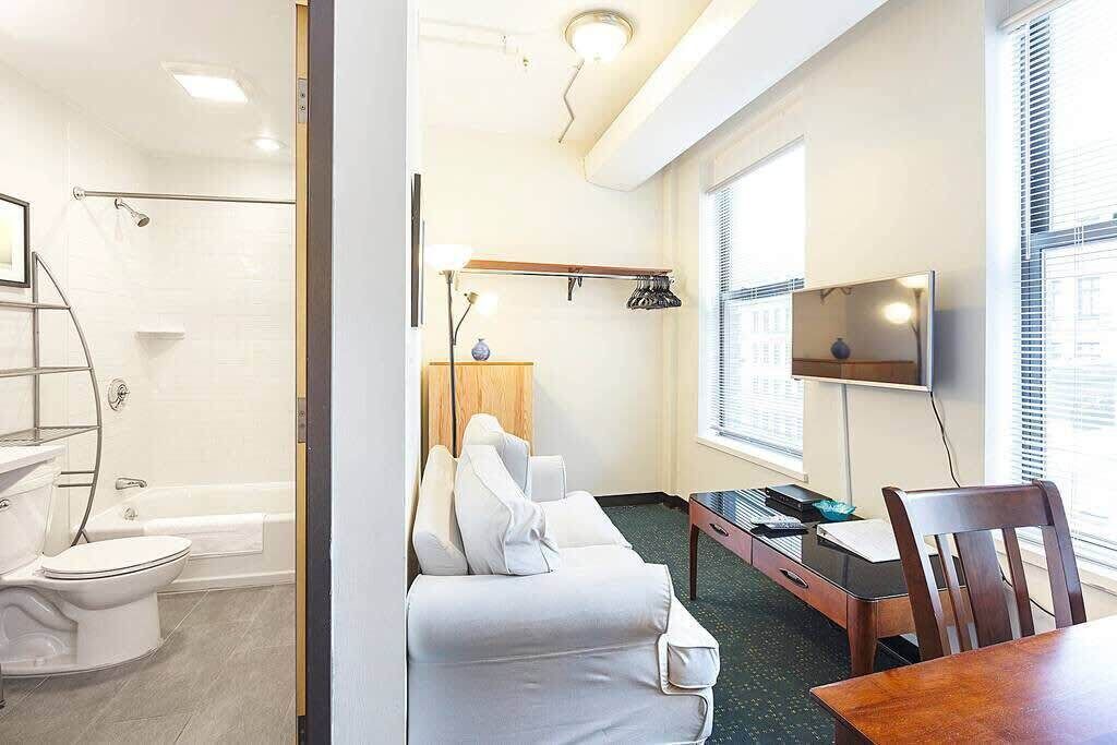 Photo of Others in Downtown Boston