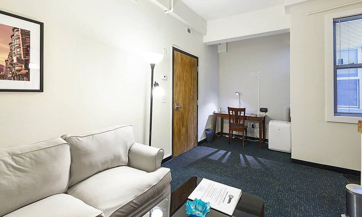 Photo of Others in Downtown Boston