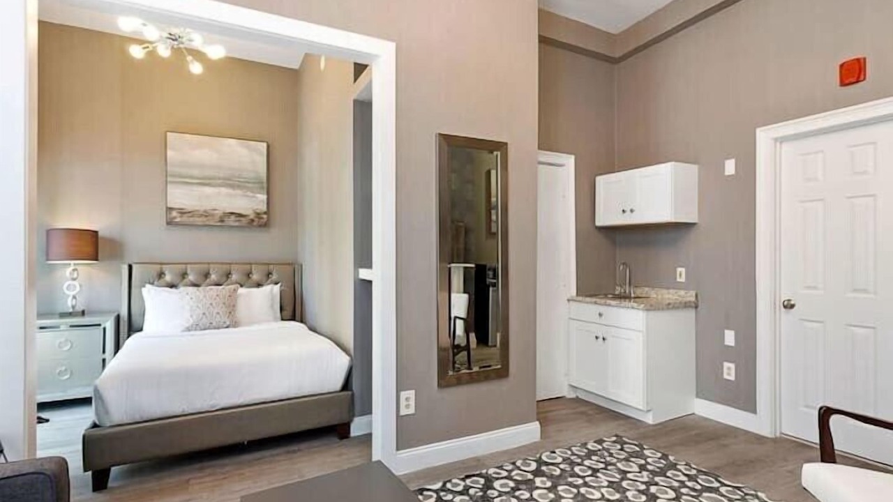 Photo of Bedroom in Bay Village