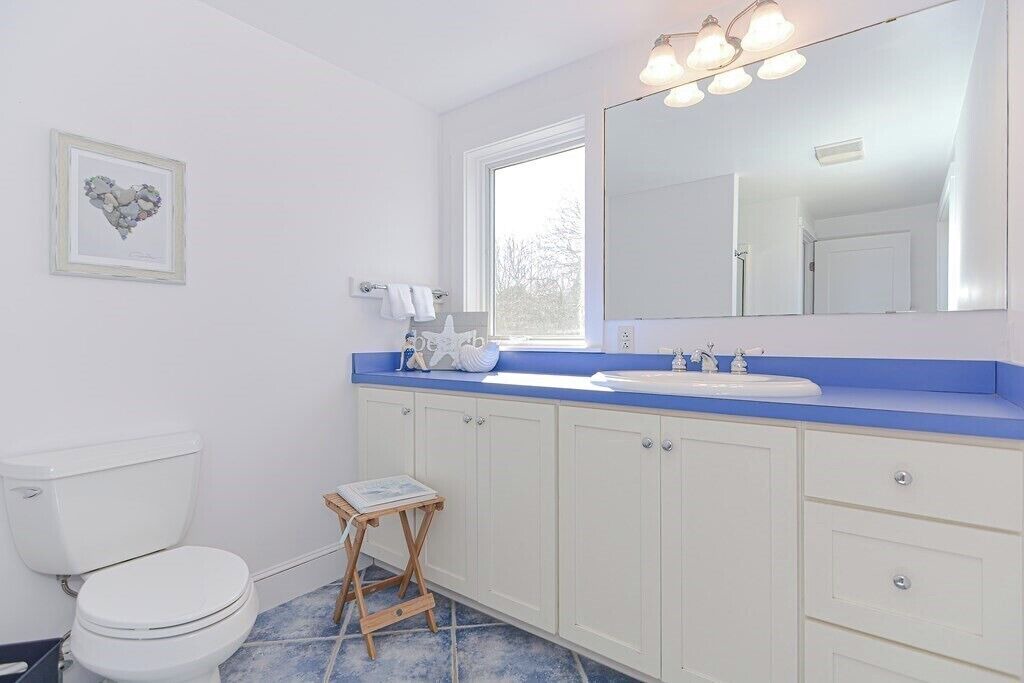 Photo of Bathroom in Adamsville