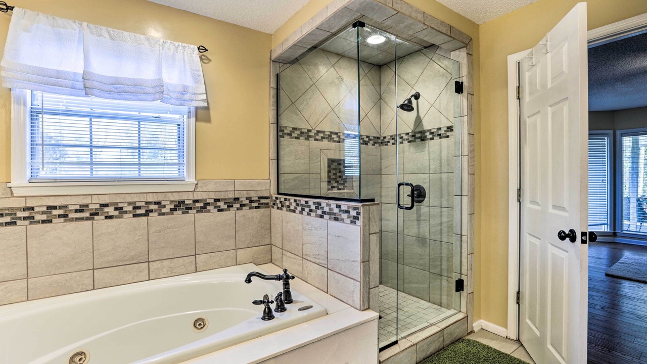 Photo of Bathroom in Abbeville