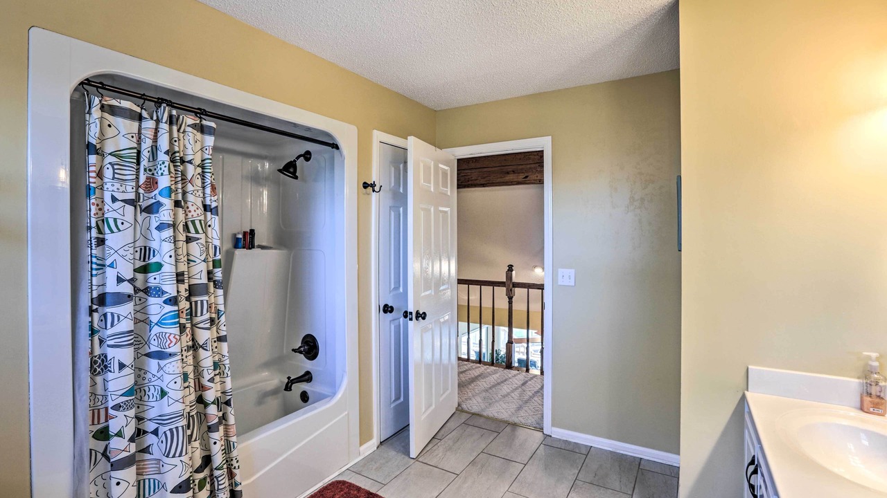 Photo of Bathroom in Abbeville