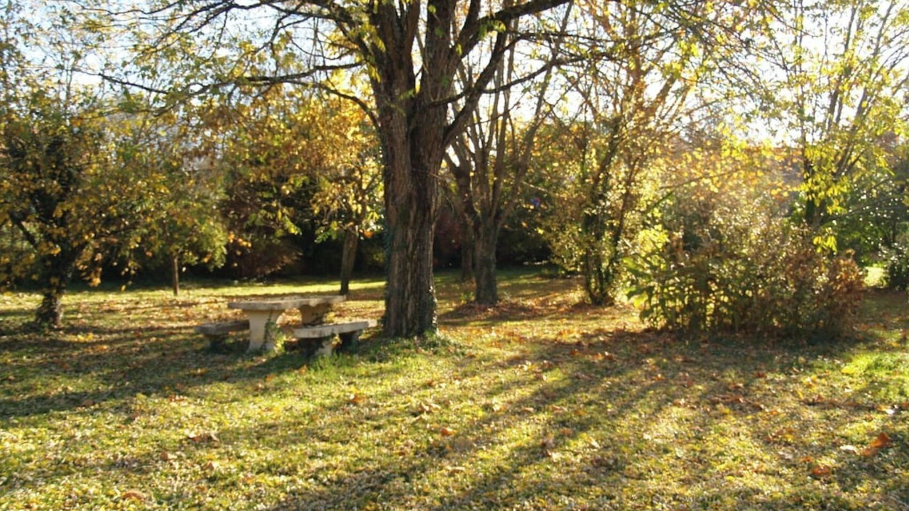 Photo of Outdoor in Meyrals