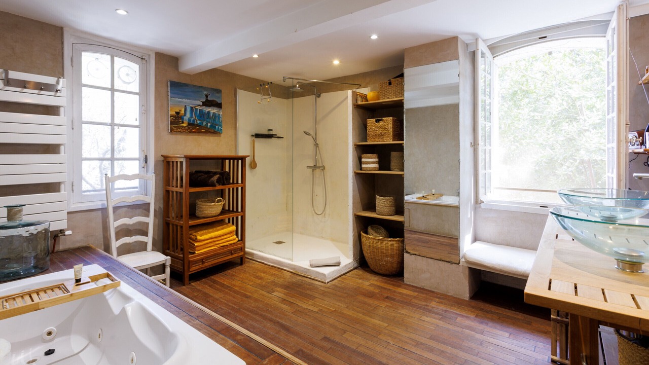 Photo of Bathroom in Ollioules