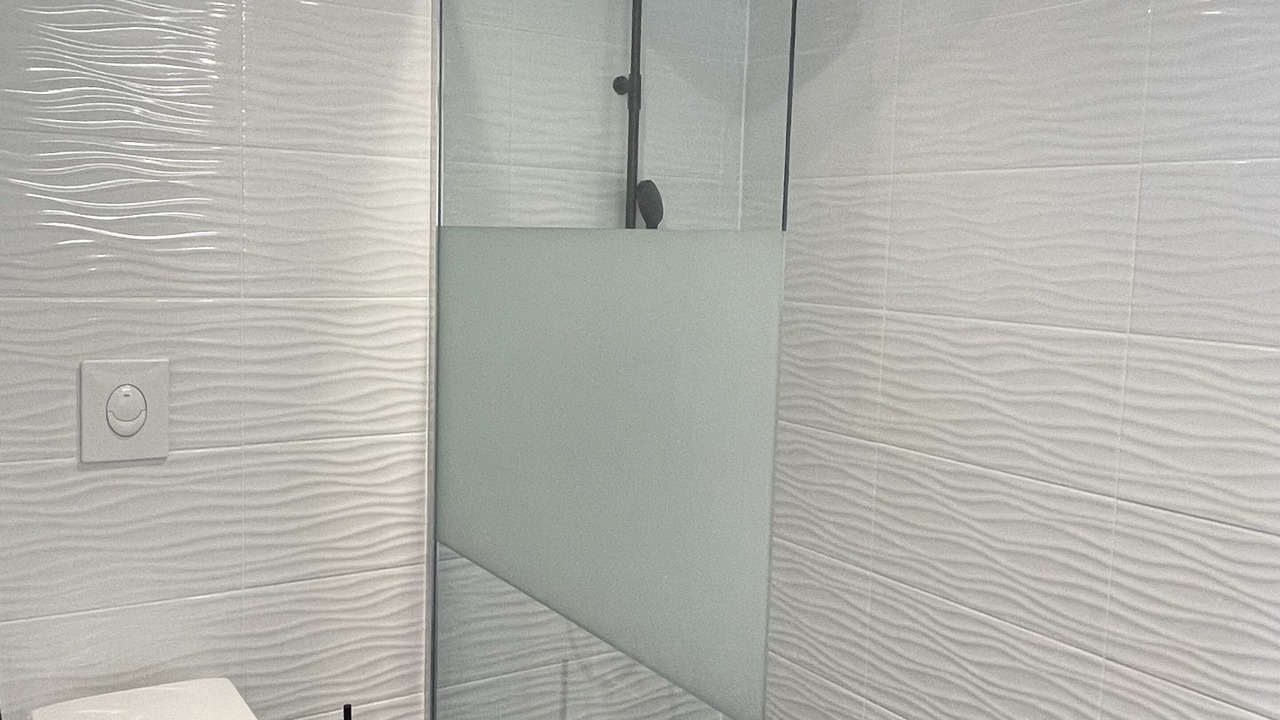 Photo of Bathroom in Genille