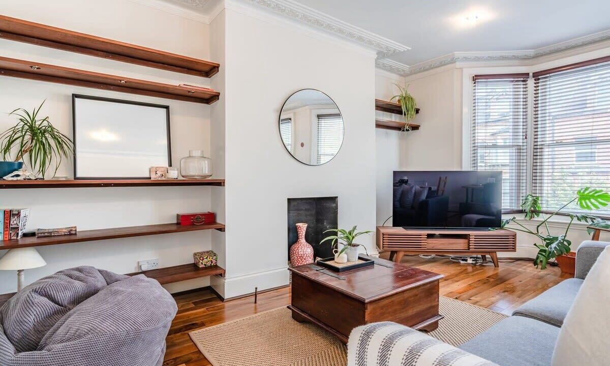 Photo of Livingroom in Kilburn