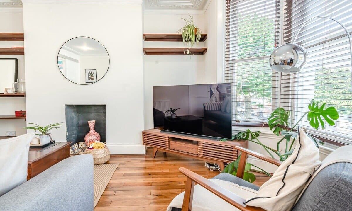 Photo of Livingroom in Kilburn